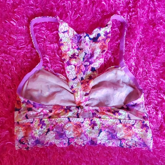 Floral Bralette - Picture 2 of 3